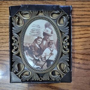 Ornate Gold Photo Frame 3 1/2"×5"